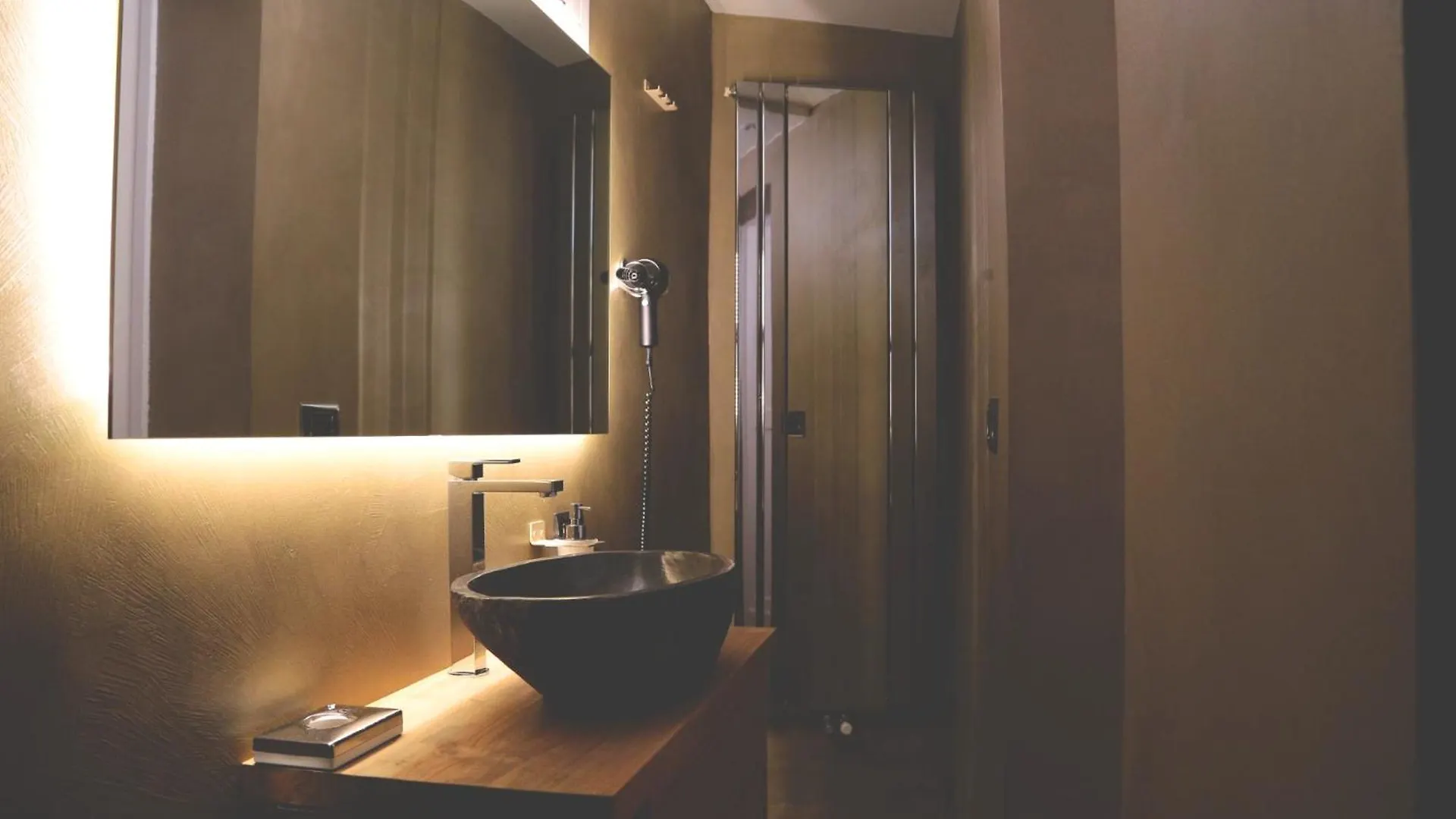 T Rooms Lecce Italy