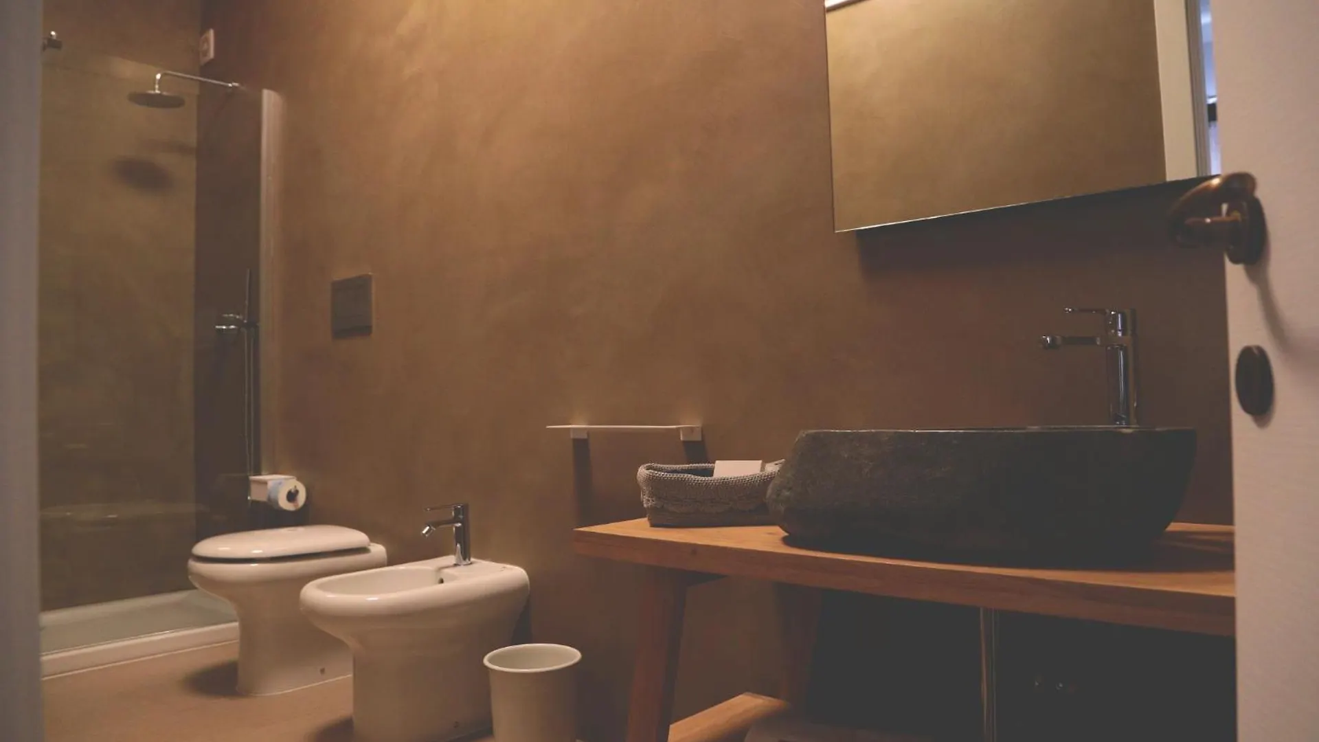 T Rooms Lecce